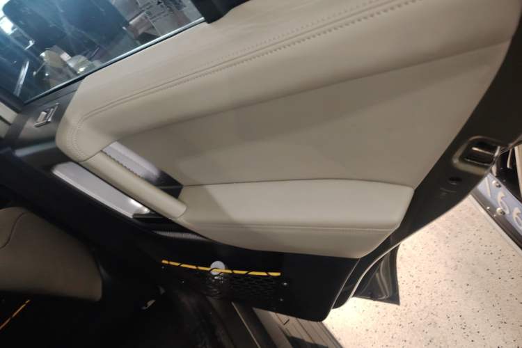 Used  V23 2025 501 Four-Wheel Drive Intelligent Driving Version