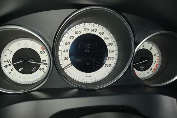 Used Mercedes-Benz E-Class (Import) 2014 E 200 Coupe