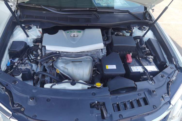 Used Toyota Camry 2016 2.0E 10th Anniversary Elite Edition
