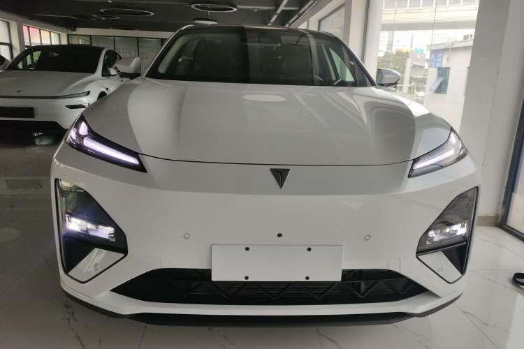 Used  S07 2026 230Ultra with Huawei Qiankun ADS SE Edition