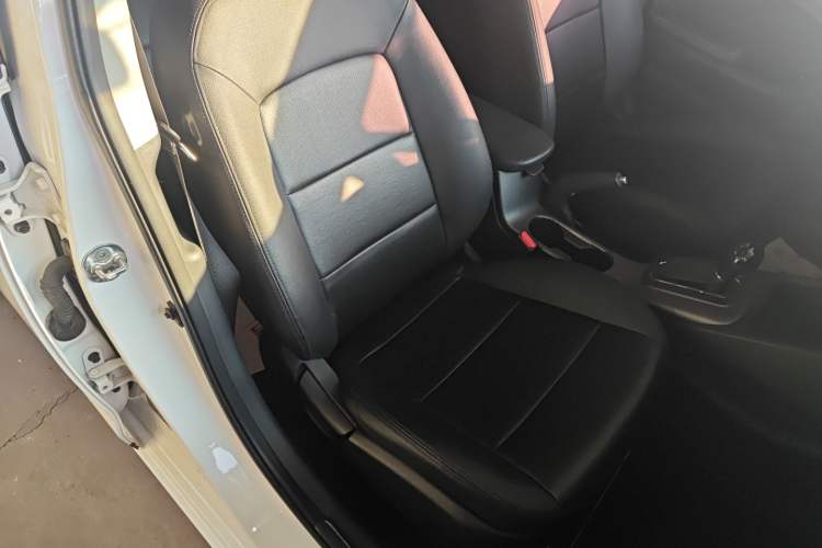 Used Kia K3 2015 1.6L Automatic GLS
