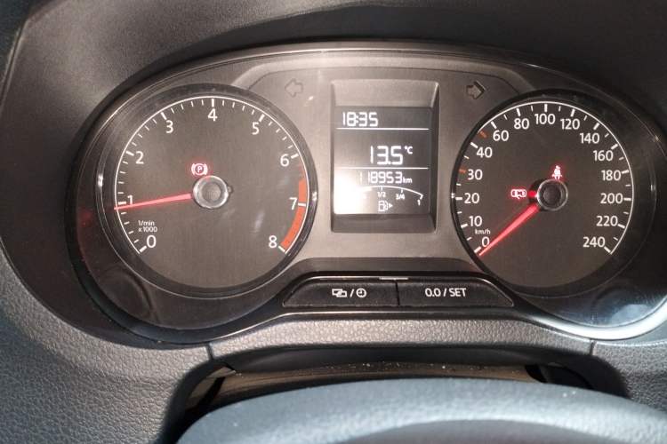 Used Volkswagen Polo 2016 1.4L Manual Fashion Model