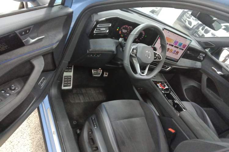 Used Volkswagen Tiguan L 2024 PRO 380TSI Four-Wheel Drive R-Line Prestige Edition
