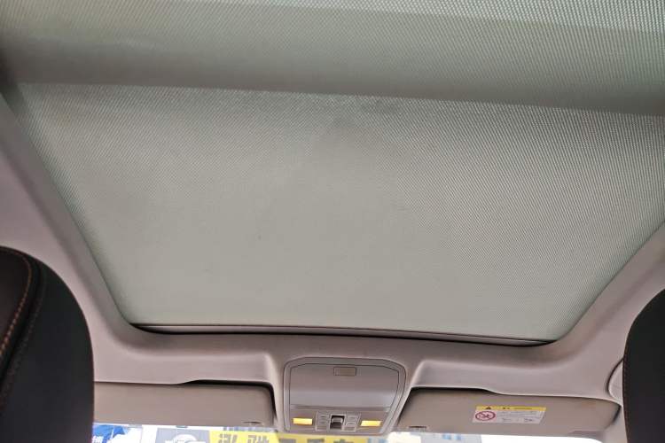 Used Volkswagen C-TREK 2017 1.6L Automatic Luxury Model