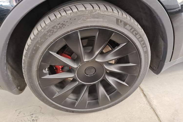 Used Tesla Model Y 2021 Standard Range Rear-Wheel Drive Version