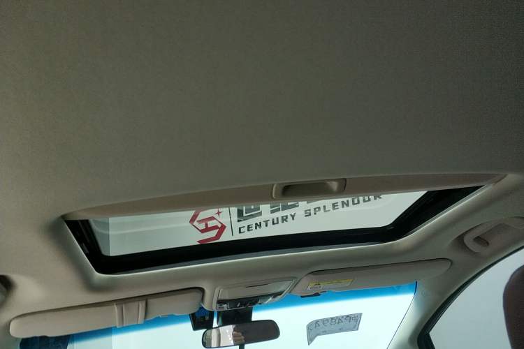 Used Honda Elysion 2022 2.0L eHEV Prestige Edition
