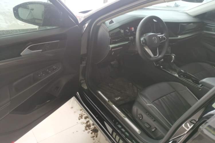 Used Volkswagen Passat 2023 330TSI Starry Luxury Edition
