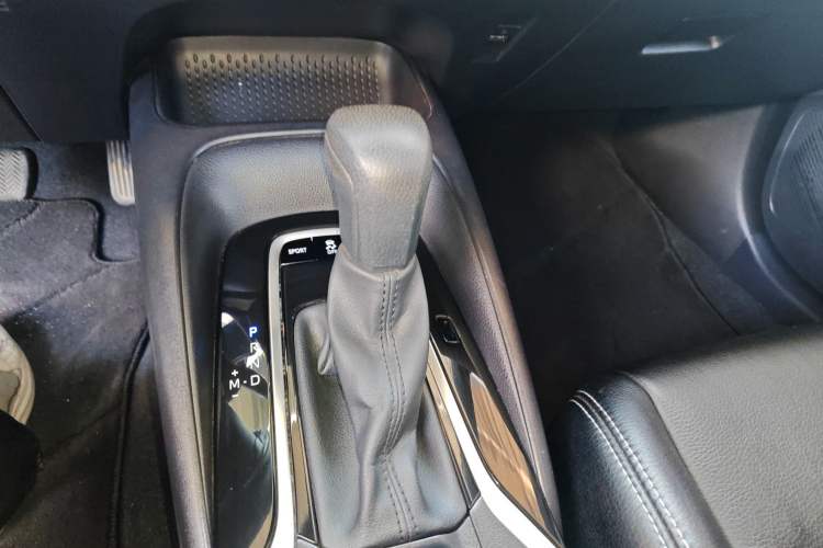 Used Toyota Levin 2019 185T CVT Luxury Edition China VI Standard
