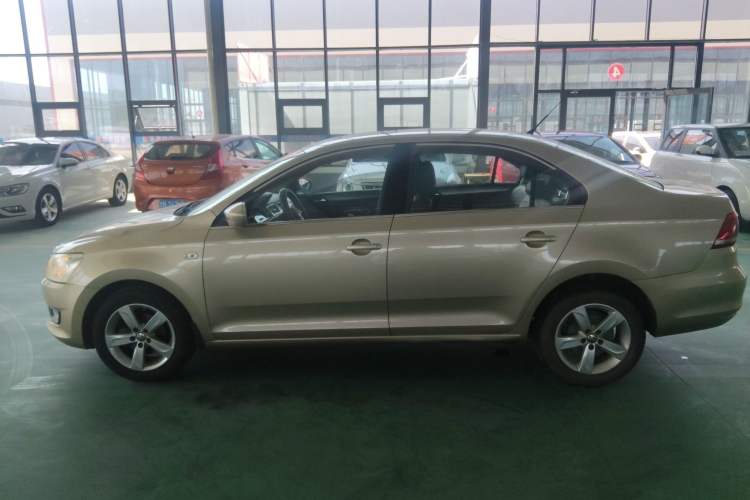 Used Volkswagen Santana 2013 1.6L Automatic Comfort Edition
