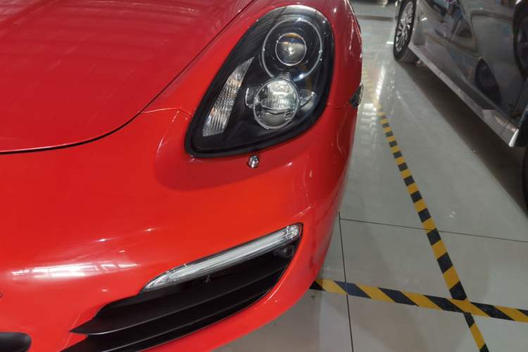 Used Porsche Boxster 2013 Boxster 2.7L
