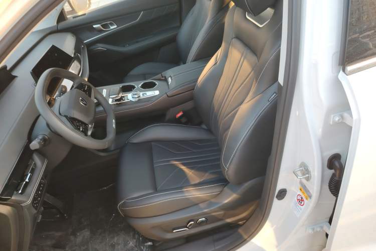 Used Changan UNI-K iDD 2024 Chuzhi iDD 1.5T 135km Smart & Fun Model