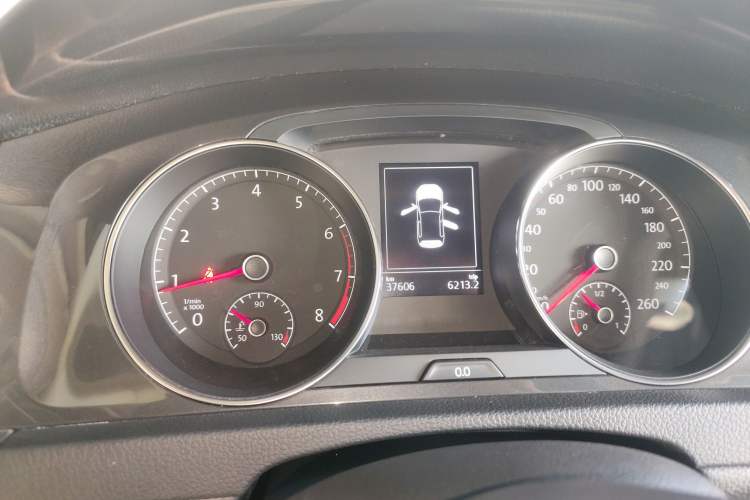 Used Volkswagen Golf 2019 280TSI DSG Comfort Version China VI Standard
