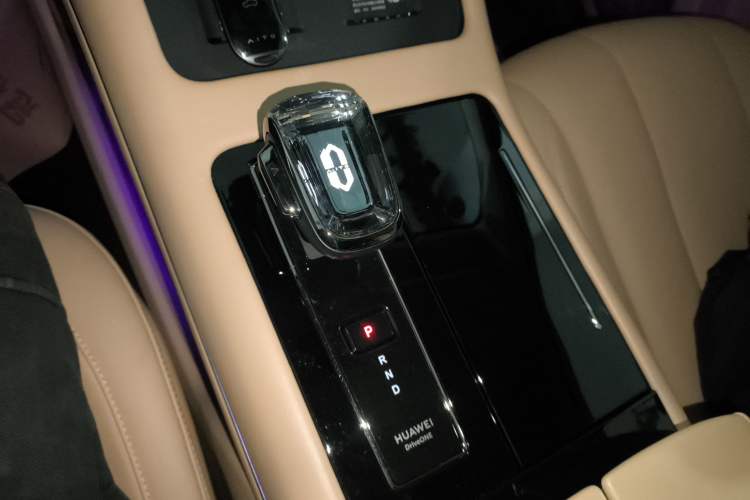 Used Hima AITO M7 2024 1.5T Intelligent Driving 4WD Pro Edition 5 Seats