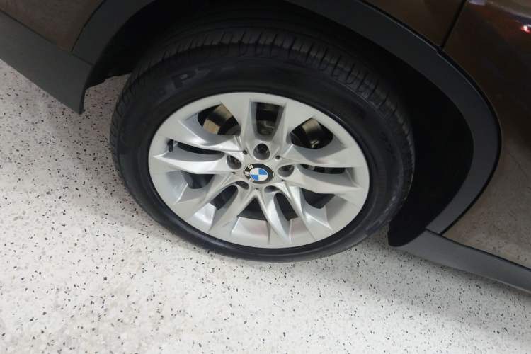 Used BMW X1 2014 sDrive18i Leading Model