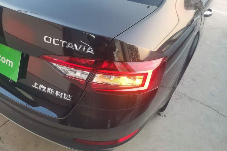 Used Skoda Octavia 2019 TSI230 DSG Luxury Edition
