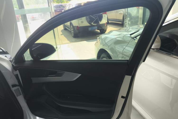 Used Audi A4L 2020 40 TFSI Fashion Dynamic Model
