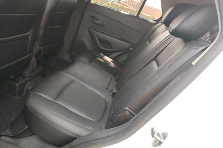 Used Chevrolet Trax 2016 1.4T Automatic Two-Wheel Drive Comfort Version with Sunroof
