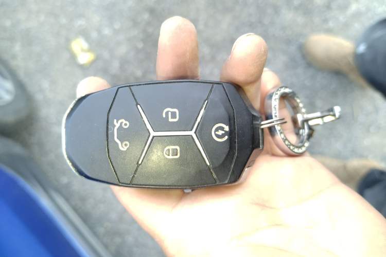 Used Lynk & Co 02 2018 1.5T DCT Two-Wheel Drive Pro Version China V Emission Standard
