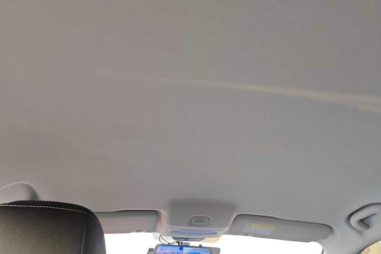 Used Roewe i5 2021 1.5L Manual Platinum Edition
