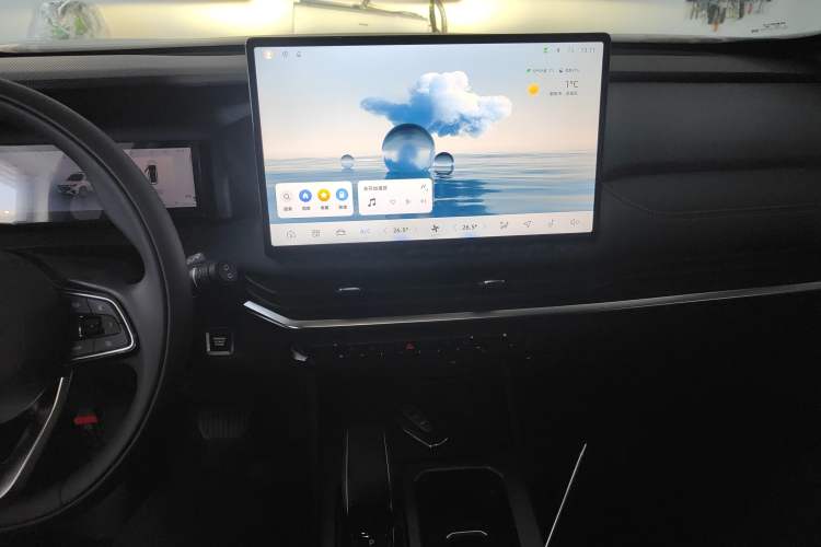 Used Geely Auto Haoyue L 2025 2.0T DCT Luxury Edition
