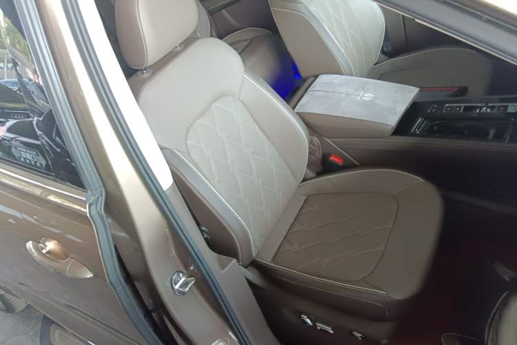 Used Volkswagen Viloran 2022 380TSI Prestige Edition
