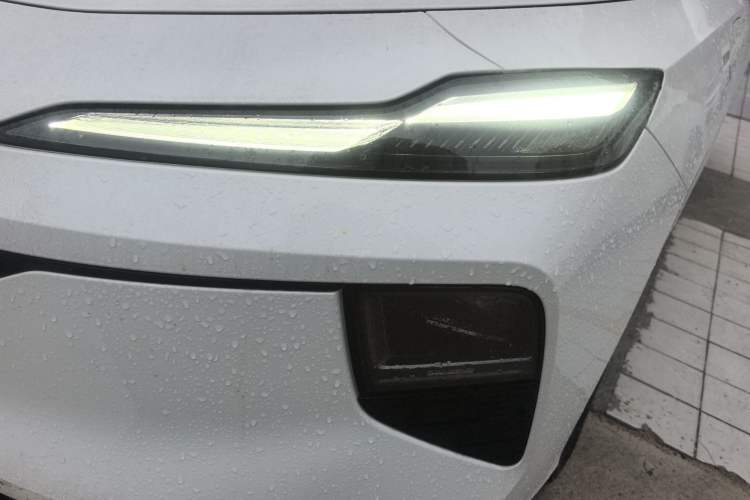 Used Roewe D6 2025 450km Deluxe Edition