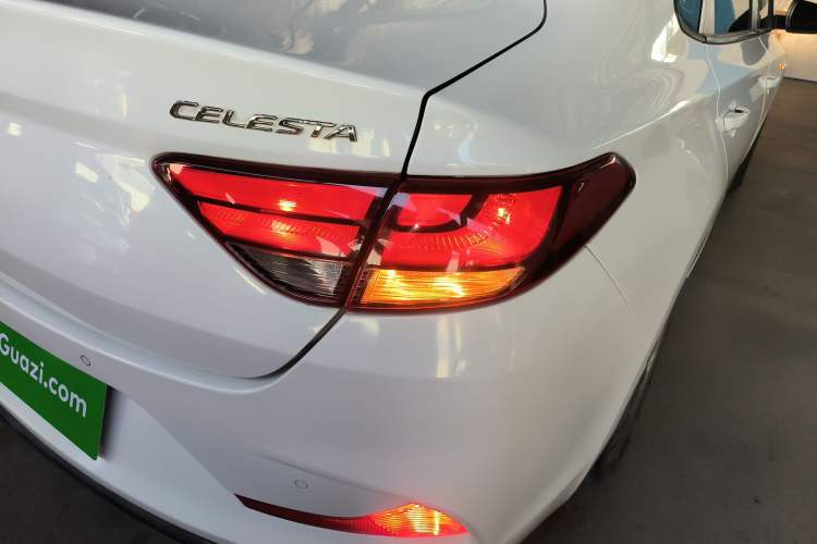 Used Hyundai Celesta 2017 1.6L Automatic Enjoyment Version GLS