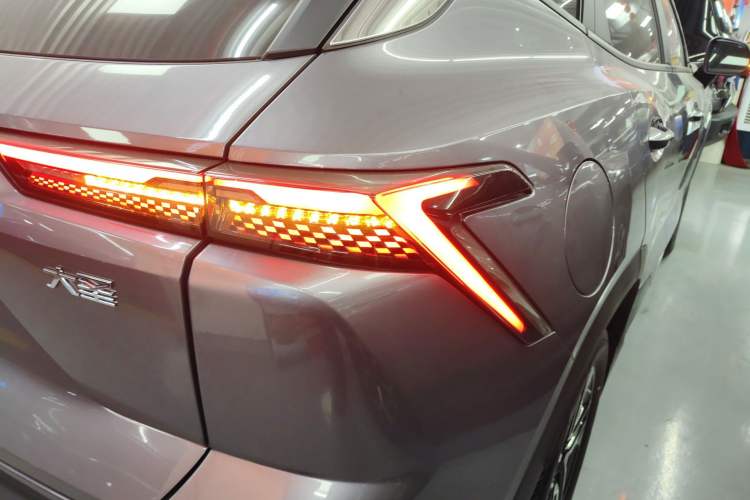 Used JETOUR Dashing 2025 1.5T DCT Luxury Edition