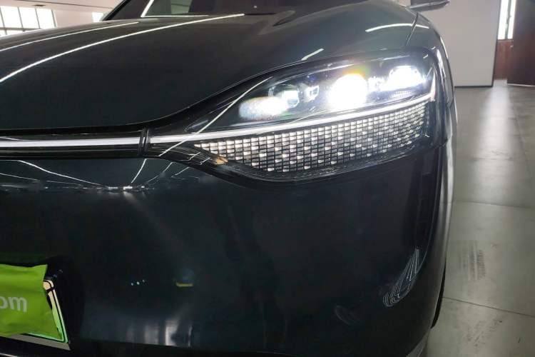 Used Hima AITO M9 2024 Range-Extended Ultra Version 42 kWh 6-Seater Model