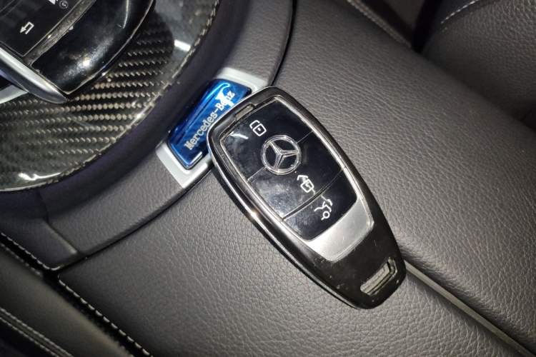 Used Mercedes-Benz E-Class 2017 Facelift E 200 Sport 4MATIC
