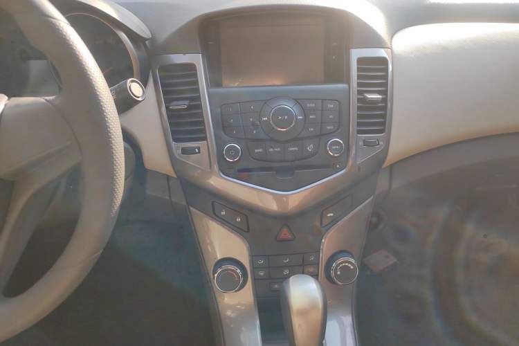 Used Chevrolet Cruze 2015 1.5L Classic SE AT