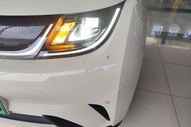 Used BYD Dolphin 2024 Honor Edition 420km Fashion Version
