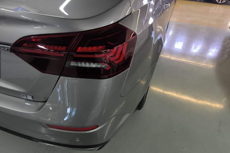 Used Geely Auto Emgrand 2021 UP 1.5L CVT Luxury Model
