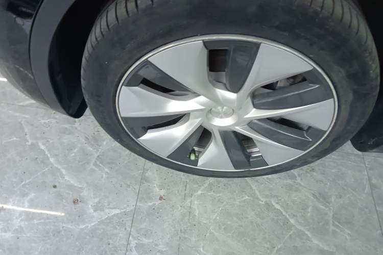 Used Tesla Model Y 2022 Rear-Wheel-Drive Version
