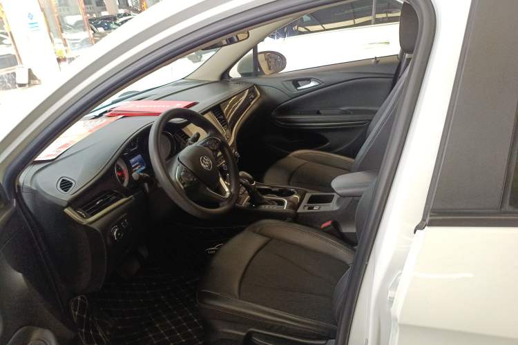 Used Buick Verano 2018 Sedan 20T Dual-Clutch Leading Model