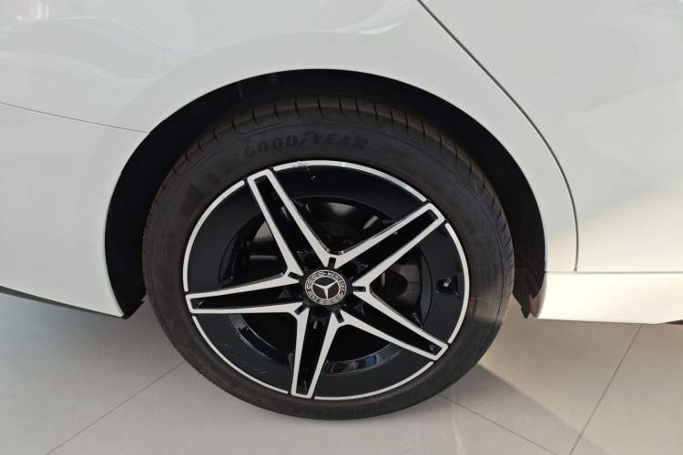 Used Mercedes-Benz C-Class 2023 C 260 L Bright Night Sports Edition
