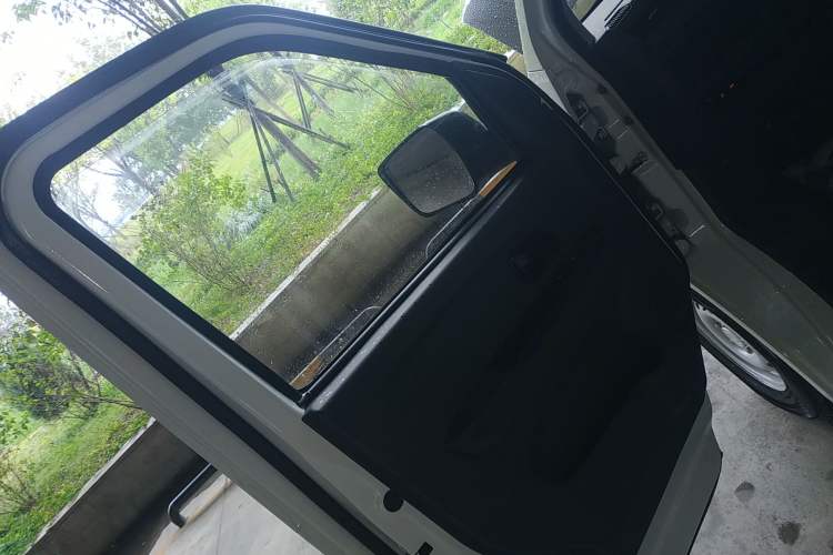 Used Dongfeng Yufeng EM27 2024 EM27L Henan Lidong 41.472 kWh
