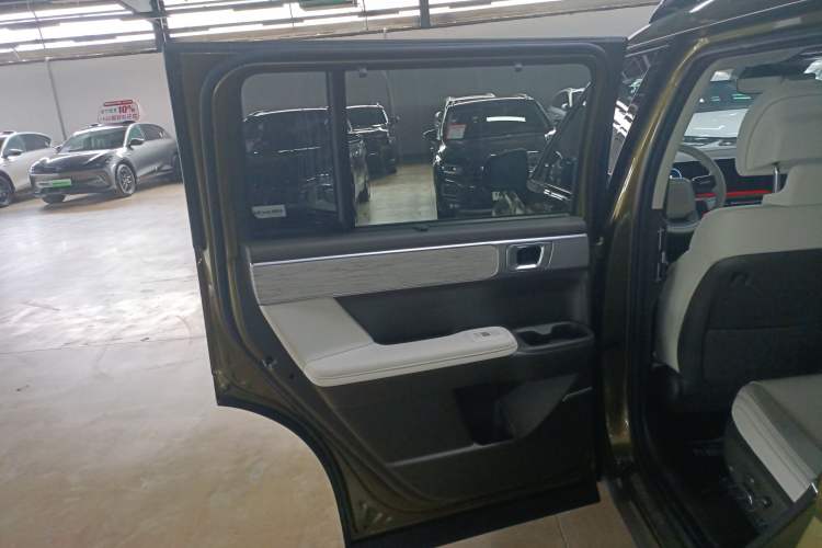 Used Hyundai Santa Fe 2024 2.0T Connoisseur Ultra
