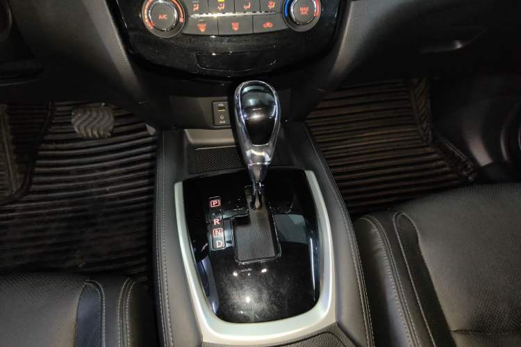 Used Nissan X-Trail 2017 2.0L CVT Comfort Edition 2WD
