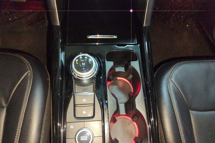 Used Ford Explorer 2020 EcoBoost 285 4x4 Titanium Edition 7-Seater
