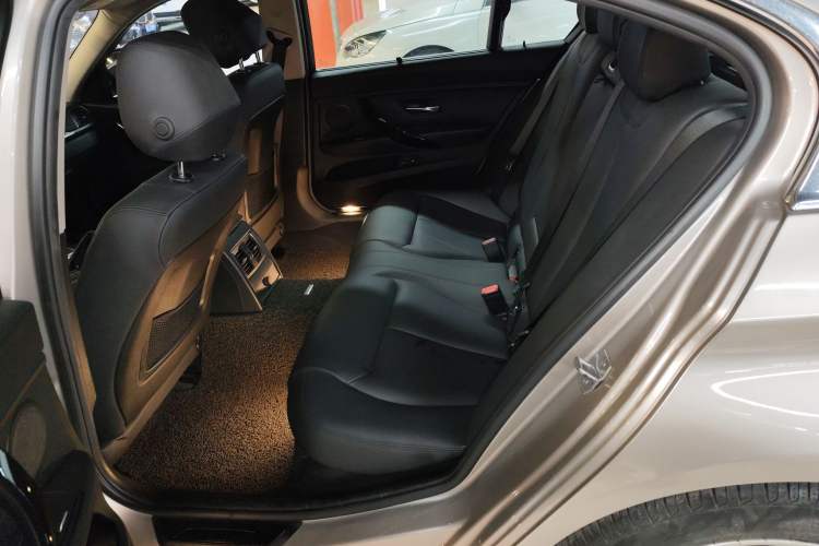 Used BMW 3 Series 2017 320Li Fashion Model
