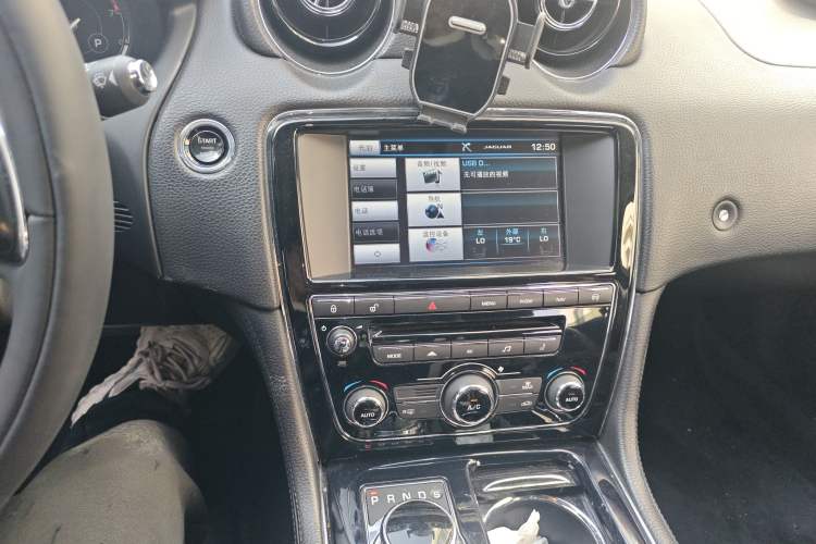 Used Jaguar XJ 2015 XJL 3.0 SC Elegant Business 80th Anniversary Limited Edition
