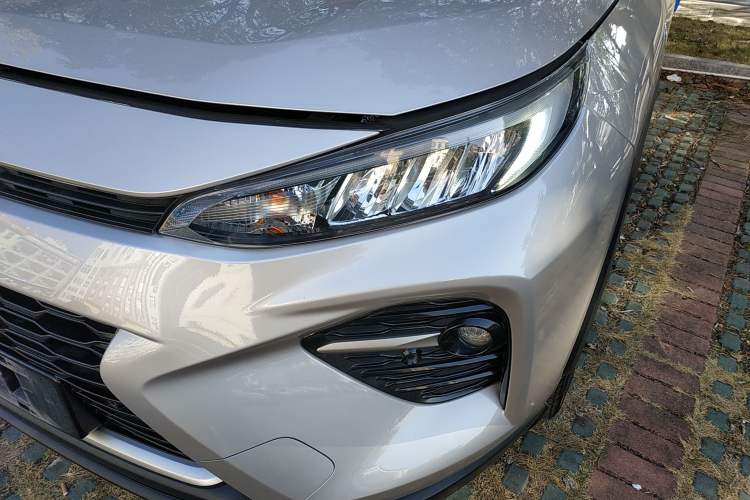 Used Toyota Wildlander 2020 Dual-Engine 2.5L E-CVT Two-Wheel Drive Luxury Edition
