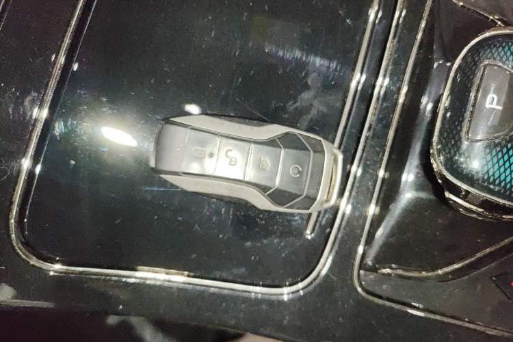 Used BYD Han 2020 EV Long-Range Luxury Model
