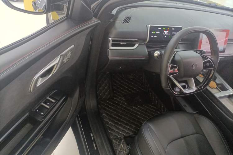 Used NETA X 2025 500 Industry Edition