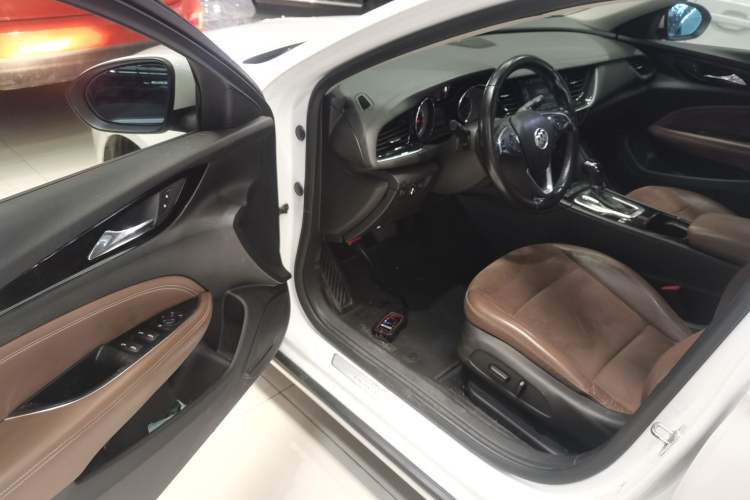 Used Buick Regal 2019 20T Elite Version China VI Standard
