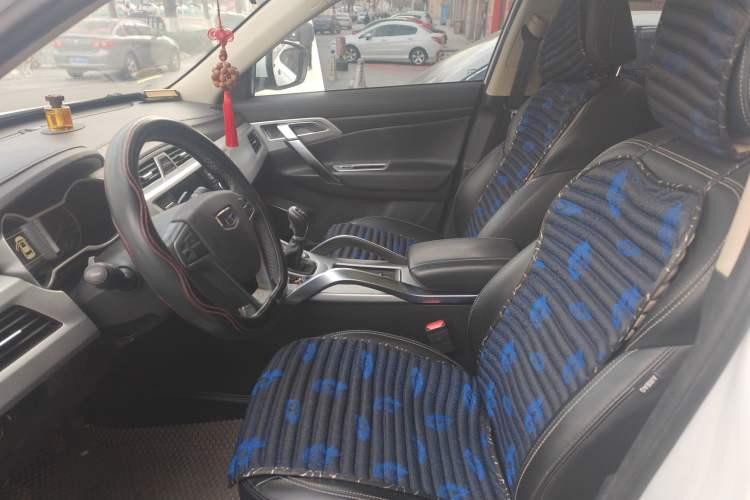 Used Geely Auto Emgrand X7 Sport 2016 2.0L Manual Smart Connect Version