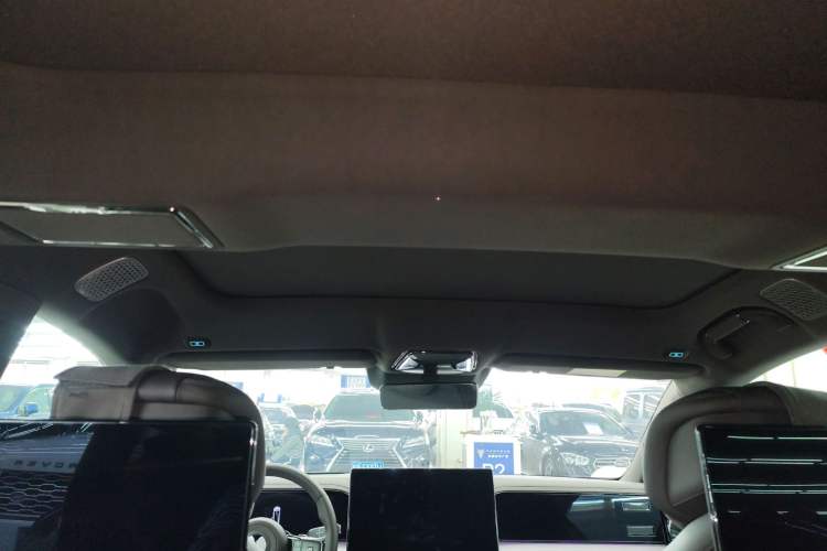 Used Denza Z9 2024 1100 km Four-Wheel Drive Max Version