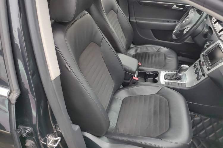 Used Volkswagen Magotan 2015 Facelift 1.8TSI Luxury Model
