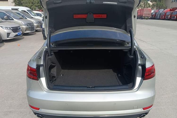 Used Audi A4L 2017 40 TFSI Style Edition